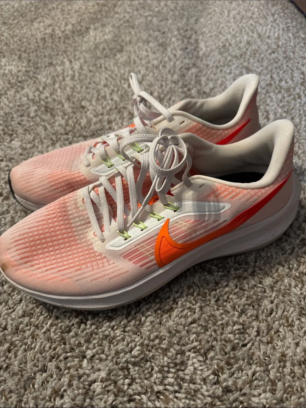 Nike Women's White and Orange Lightweight Running Sneakers
